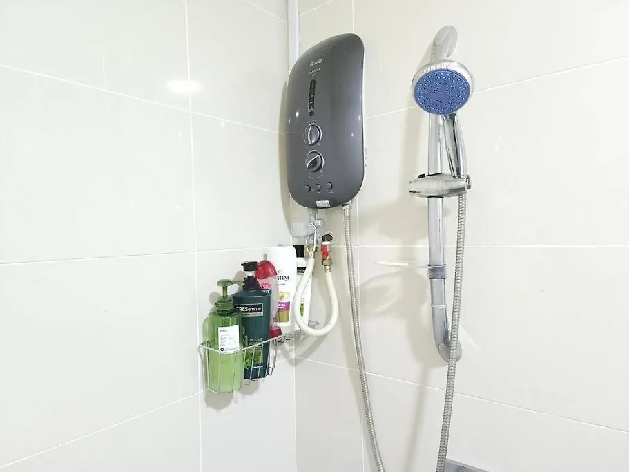 Apartament High Floor Cozy Southkey Mosaic Netflix 4Pax Johor Bahru