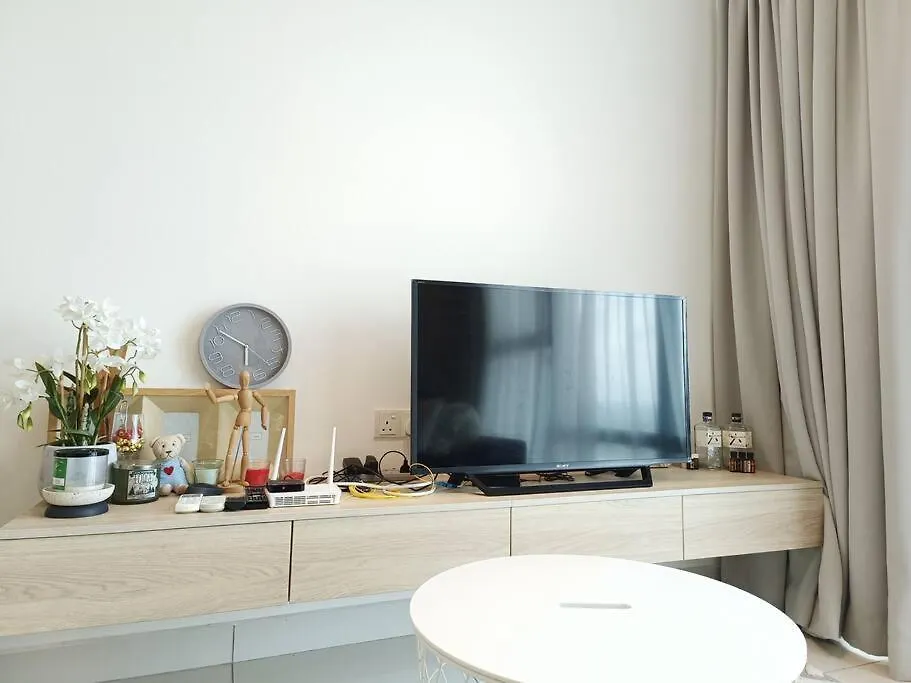 High Floor Cozy Southkey Mosaic Netflix 4Pax Apartment Johor Bahru